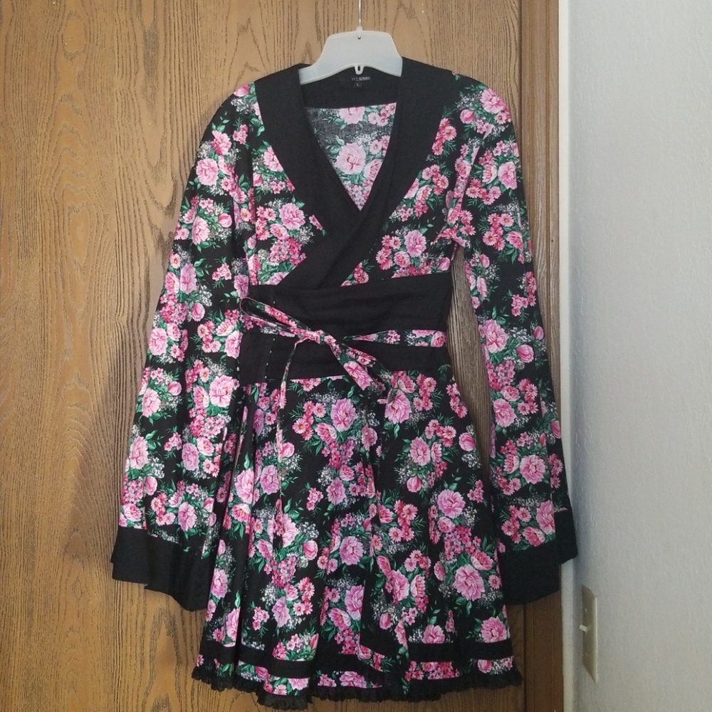 Hell Bunny kimono style dress